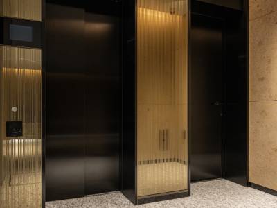 エレベーター内監視モニター｜ザ・パークハウス南麻布